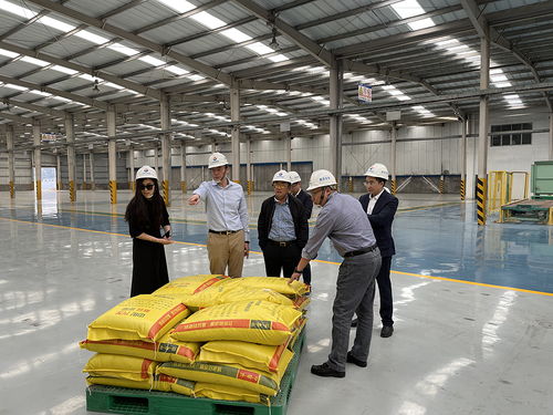 強(qiáng)化產(chǎn)業(yè)鏈協(xié)同合作，國(guó)聯(lián)股份攜肥多多走進(jìn)荊楚大地，共拓磷化工產(chǎn)品銷售新篇章